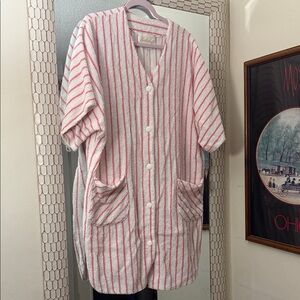 Herbcraft pink and white terry cloth Striped Button-Up robe